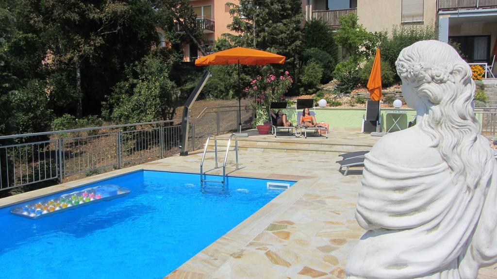 Ferienwohnung Pension Am Weinberg Mainstockheim Exterior foto